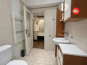 Prodej bytu 2+1, Karlovy Vary, Sokolovská, 77 m2