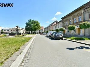 Pronájem obchodního prostoru, Třebechovice pod Orebem, Masarykovo náměstí, 126 m2