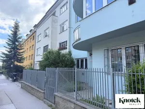 Pronájem bytu 2+kk, Brno, Merhautova, 48 m2