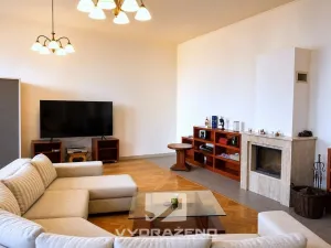 Prodej rodinného domu, Dolní Kounice, 400 m2