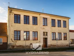 Prodej rodinného domu, Dolní Kounice, 400 m2