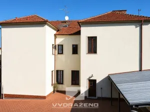 Prodej vícegeneračního domu, Dolní Kounice, 400 m2