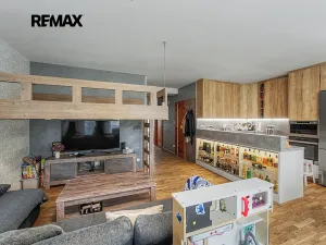 Prodej bytu 2+kk, Kamenice, Jednosměrná, 72 m2
