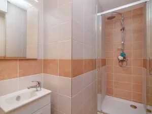 Pronájem bytu 2+kk, Praha - Karlín, Sokolovská, 50 m2