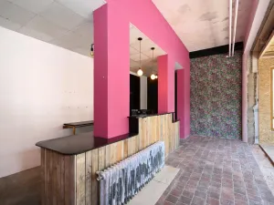 Pronájem restaurace, Hradec Králové, Pospíšilova, 159 m2