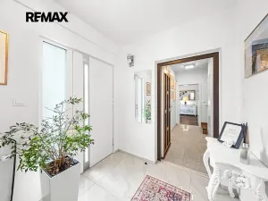 Prodej rodinného domu, Jesenice, Hledíková, 205 m2