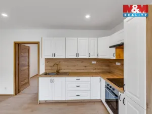 Prodej bytu 2+kk, Lochovice, 59 m2