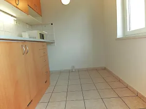 Pronájem bytu 1+1, Praha - Záběhlice, Hlavní, 36 m2