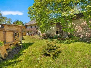 Prodej zemědělské usedlosti, Dolní Stakory, 300 m2