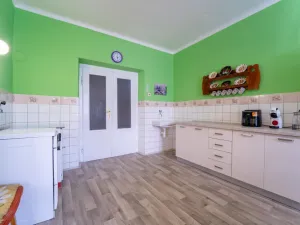 Prodej bytu 4+1, Zásmuky, Pražská, 153 m2