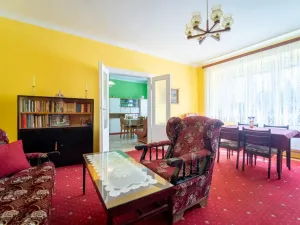 Prodej bytu 4+1, Zásmuky, Pražská, 153 m2