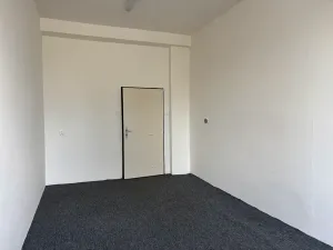 Pronájem kanceláře, Brno, Hněvkovského, 16 m2