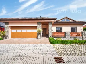 Prodej rodinného domu, Veleň, 258 m2