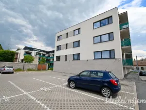 Pronájem bytu 1+kk, Slavkov u Brna, Slovanská, 57 m2
