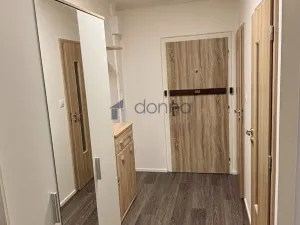 Pronájem bytu 2+kk, Praha, Borovanského, 45 m2