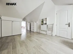 Prodej rodinného domu, Uhy, 147 m2