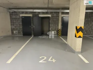 Pronájem garáže, Praha - Košíře, Starokošířská, 20 m2