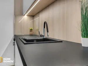 Pronájem bytu 1+kk, Zlín, Lorencova, 28 m2