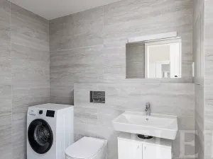 Pronájem bytu 2+kk, Praha - Hloubětín, Waltariho, 52 m2