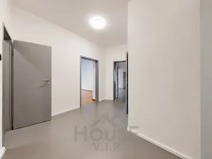 Prodej bytu 2+1, Praha - Libeň, U libeňského pivovaru, 81 m2