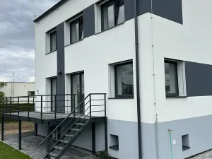 Prodej rodinného domu, Plzeň, Hrádecká, 218 m2