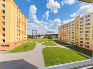 Pronájem bytu 1+kk, Jindřichův Hradec - Jindřichův Hradec III, sídliště Vajgar, 27 m2