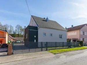 Prodej rodinného domu, Bělá, 220 m2