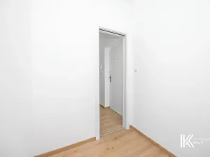 Pronájem bytu 2+kk, Pardubice, U Sportovní školy, 44 m2