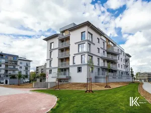 Pronájem bytu 2+kk, Pardubice, U Sportovní školy, 44 m2