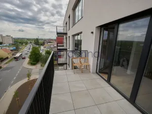 Pronájem bytu 1+kk, Praha, Libušská, 44 m2