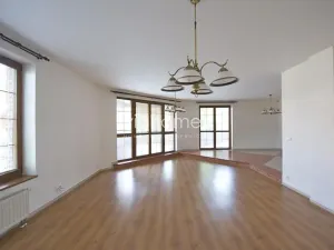 Pronájem vily, Praha - Nebušice, 384 m2