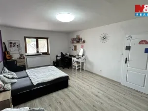 Prodej rodinného domu, Černovice, Dobešovská, 300 m2