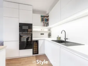 Pronájem bytu 2+kk, Staré Město, Velkomoravská, 71 m2