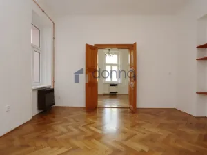 Pronájem bytu 2+1, Praha, Štěpánská, 48 m2