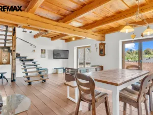 Prodej chalupy, Kamenice, 330 m2