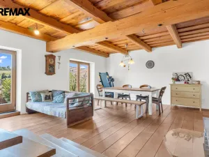 Prodej chalupy, Kamenice, 330 m2