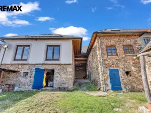 Prodej chalupy, Kamenice, 330 m2