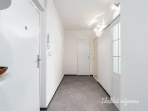 Pronájem bytu 3+1, Praha - Záběhlice, Božkovská, 75 m2