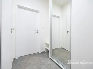Pronájem bytu 2+kk, Praha - Vysočany, Gerstelova, 52 m2