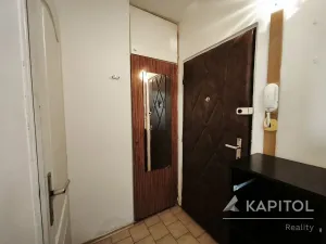 Pronájem bytu 1+kk, Praha - Michle, Podle Kačerova, 28 m2