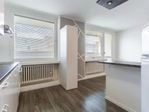 Pronájem bytu 3+kk, Praha - Prosek, Lovosická, 64 m2