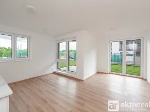 Pronájem bytu 1+kk, Přezletice, Pod Zahrady, 40 m2