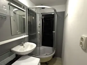 Pronájem bytu 2+1, Praha, Křejpského, 44 m2
