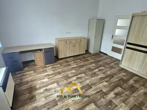 Pronájem bytu 2+kk, Praha - Michle, Adamovská, 42 m2