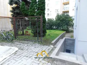 Pronájem bytu 2+kk, Praha - Michle, Adamovská, 42 m2