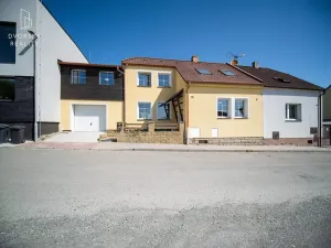 Prodej rodinného domu, Dobrovice, Petra Bezruče, 187 m2