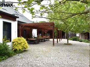 Prodej restaurace, Dolany - Véska, 382 m2