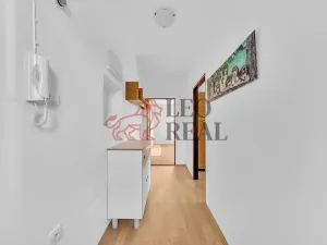 Prodej bytu 1+1, Nové Město nad Metují, Pod Výrovem, 42 m2