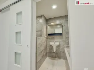 Pronájem bytu 2+1, Ústí nad Labem - Severní Terasa, Oblá, 60 m2