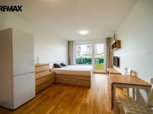 Pronájem bytu 1+kk, Praha - Vysočany, Smržových, 31 m2